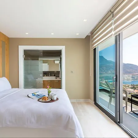 Sleeps 8 Pool Air Con Wifi *